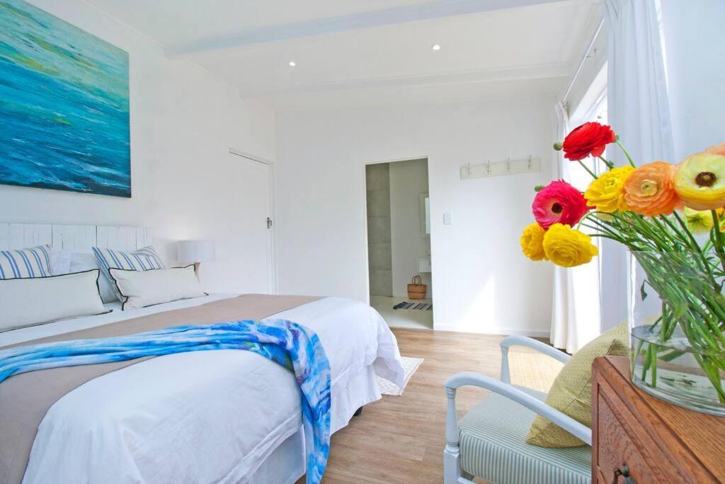 Holiday home Sea Fever Cottage, Tranquil